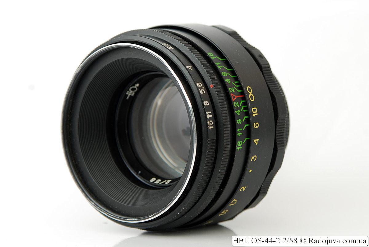 Overview of the Helios-44-2 lens. Helios-44-2 58mm F2.0 | Happy