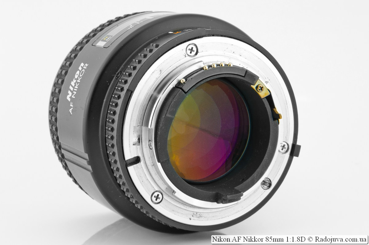 Nikon 85 mm F 1.8 D AF Nikkor review. Test Nikon AF Nikkor 85mm f 