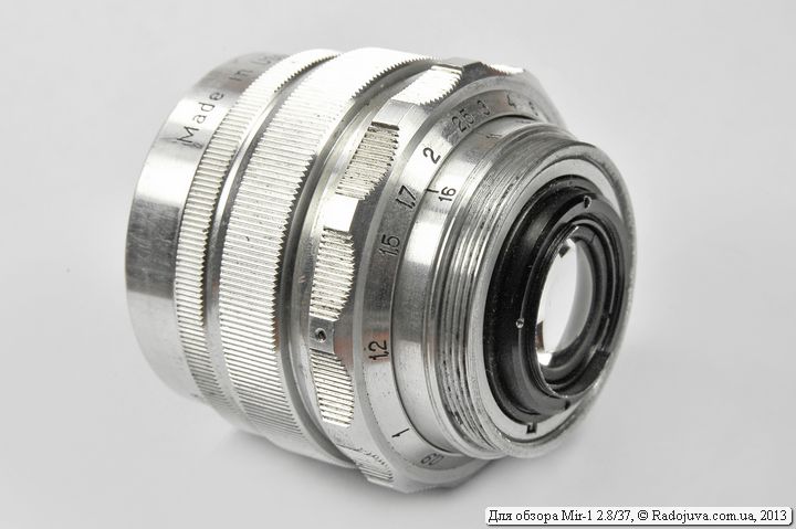 Rear view of the Mir-1 2.8 37 lens