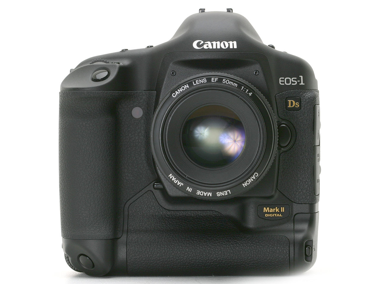 Canon EOS-1DS Mark II с объективом Canon LENS EF 50mm 1:1.4