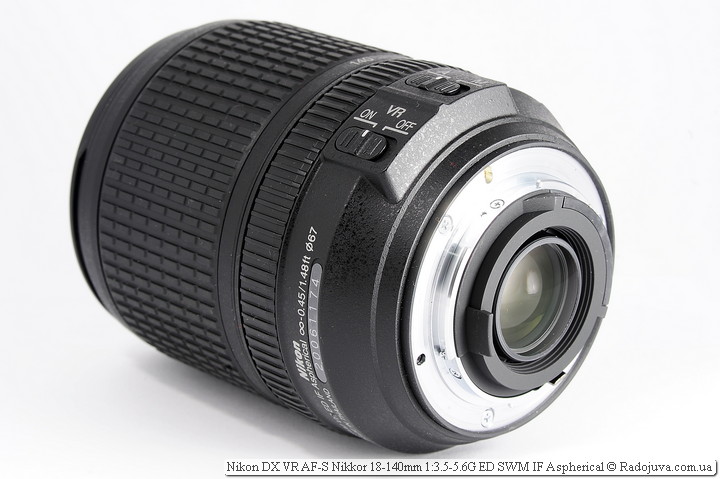 Nikon 18-140mm VR rear view