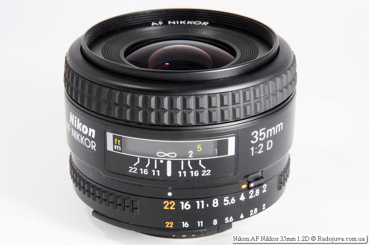 Nikon AF Nikkor 35mm 1: 2D