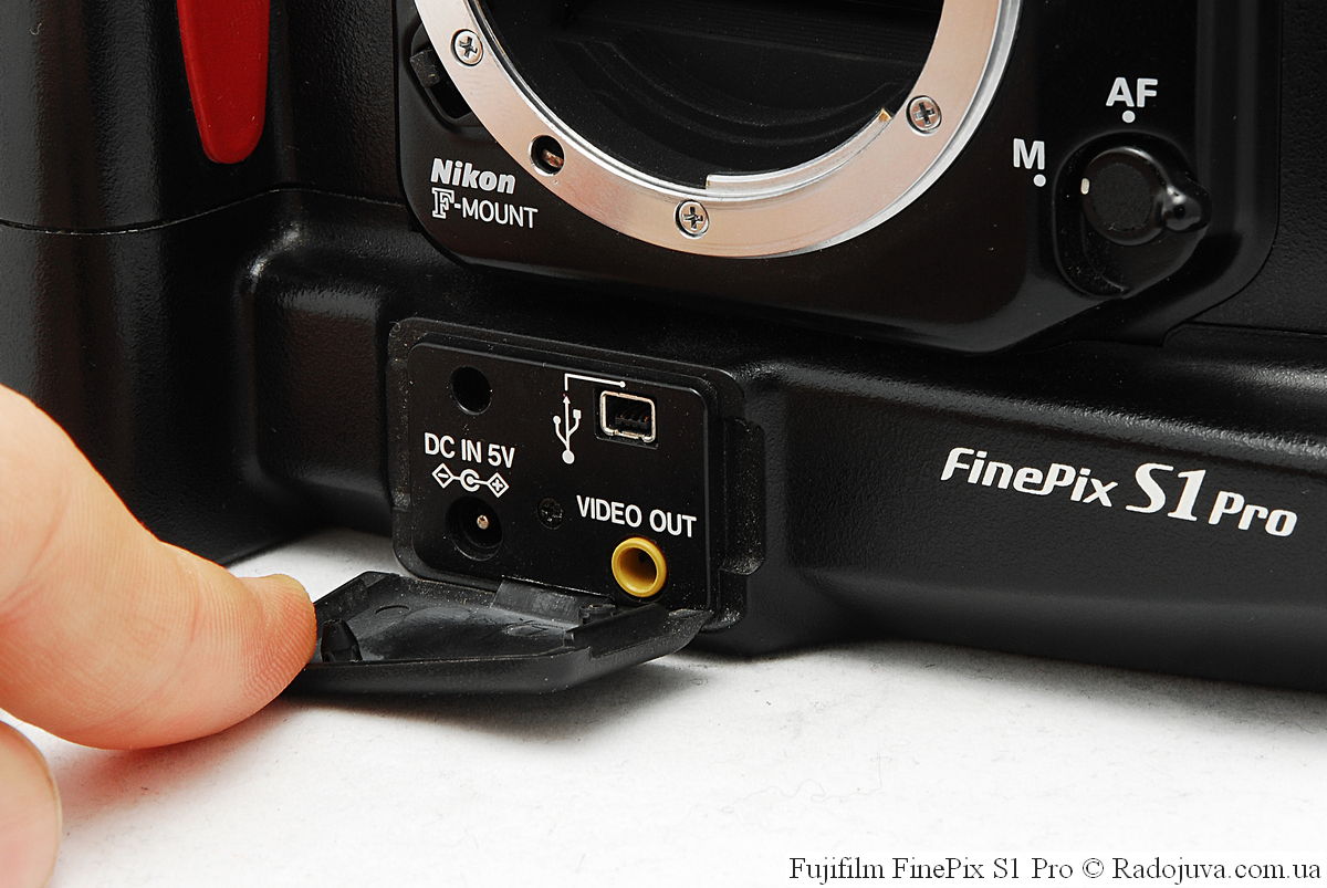 Fujifilm FinePix S1Pro