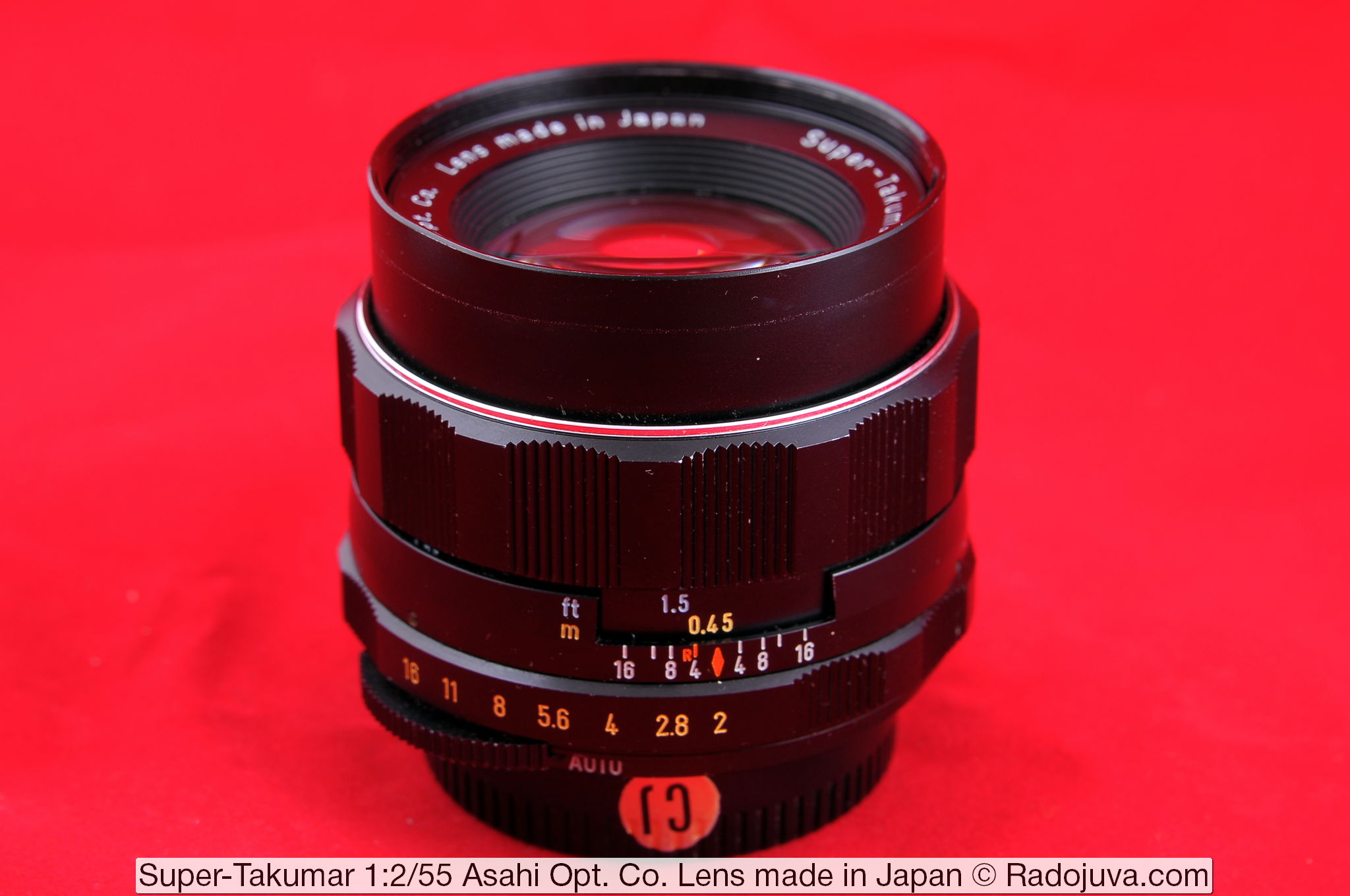 Super-Takumar 1: 2/55 Asahi Opt Lens. Co. Lens made in japan