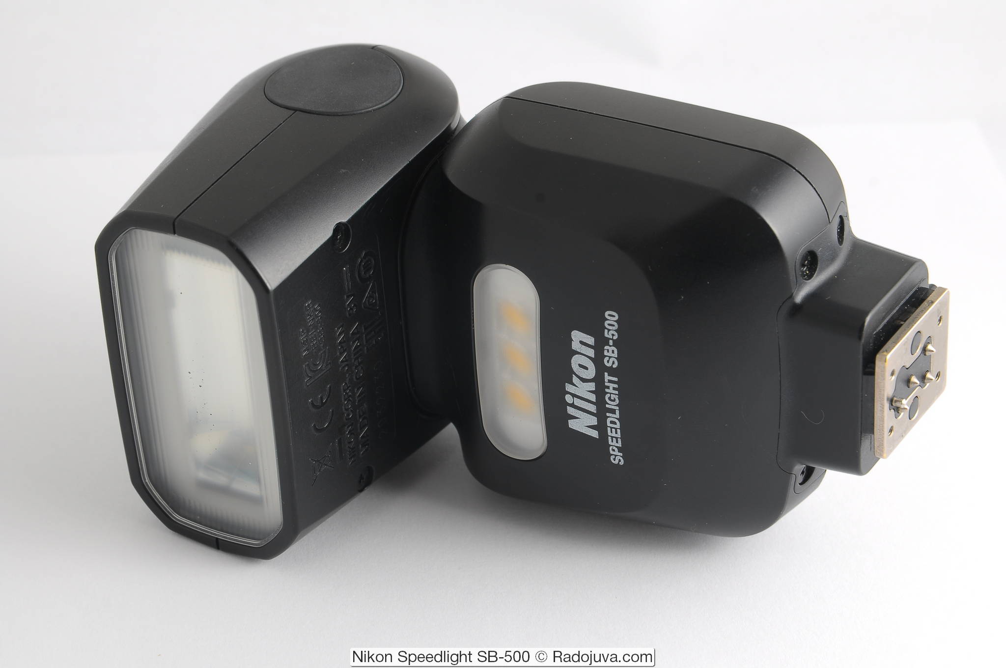 Review of Nikon Speedlight SB-500 | Happy