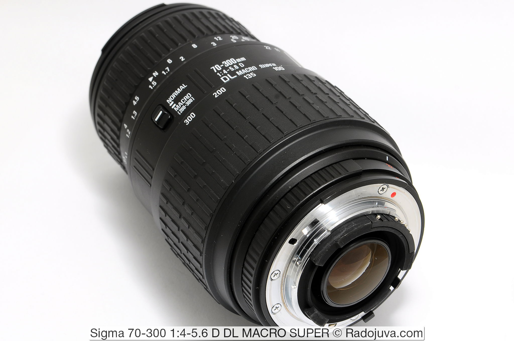 SIGMA 70-300mm F4-5.6 DL MACRO SUPER