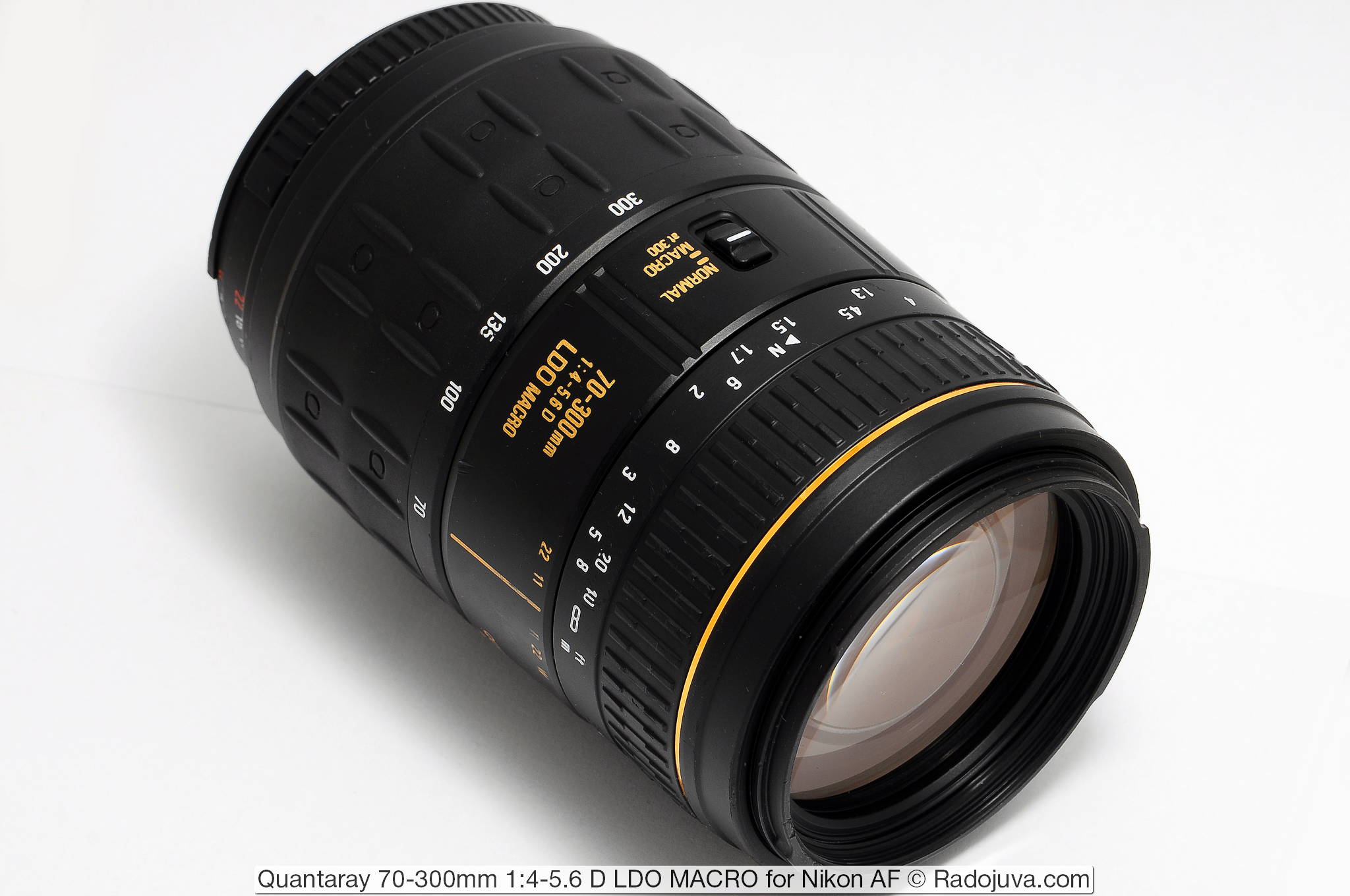 Quantaray 70-300mm 1:4-5.6 D LDO MACRO for Nikon AF
