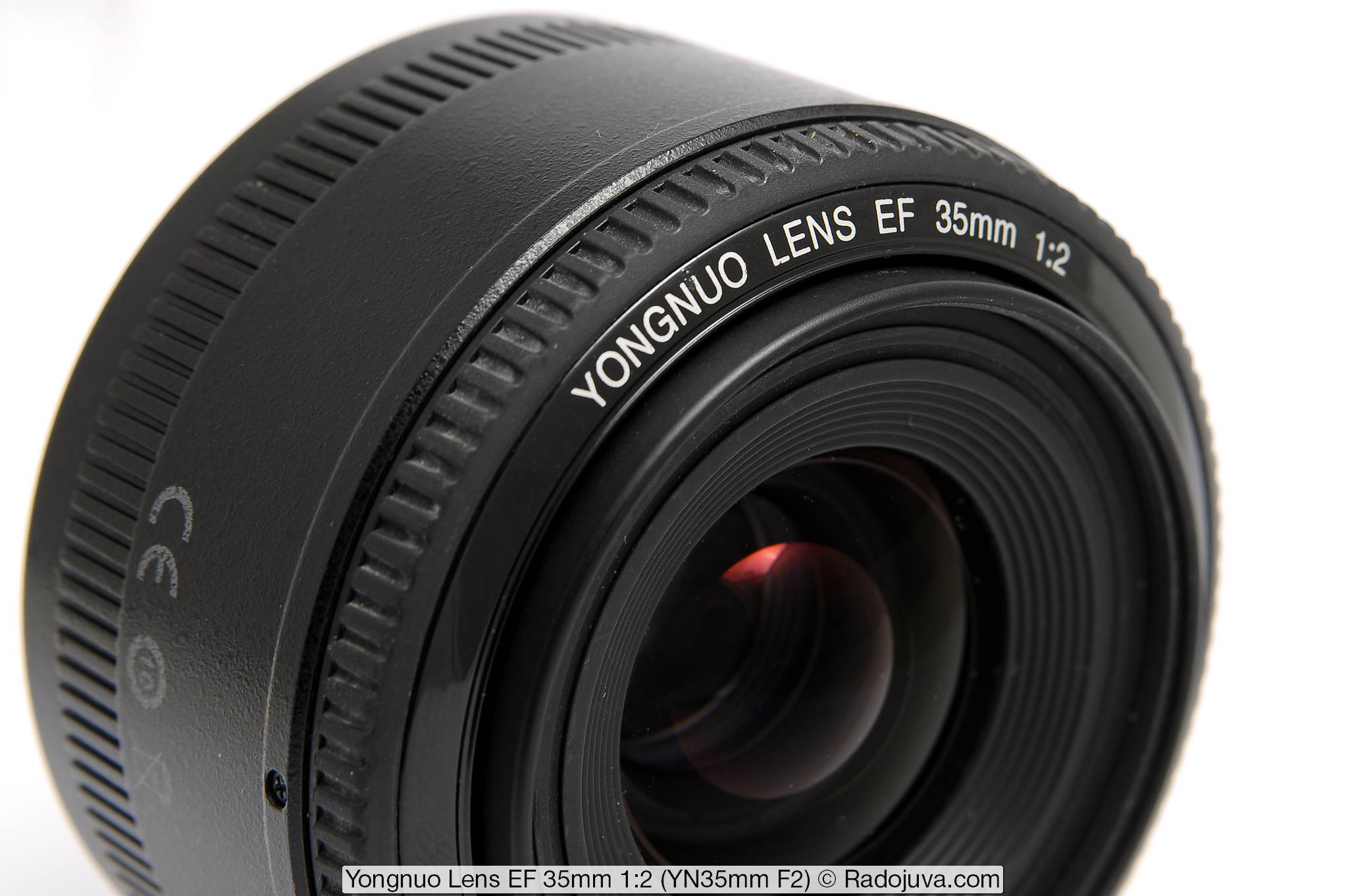 Yongnuo Lens EF 35mm 1:2 (YN35mm F2)