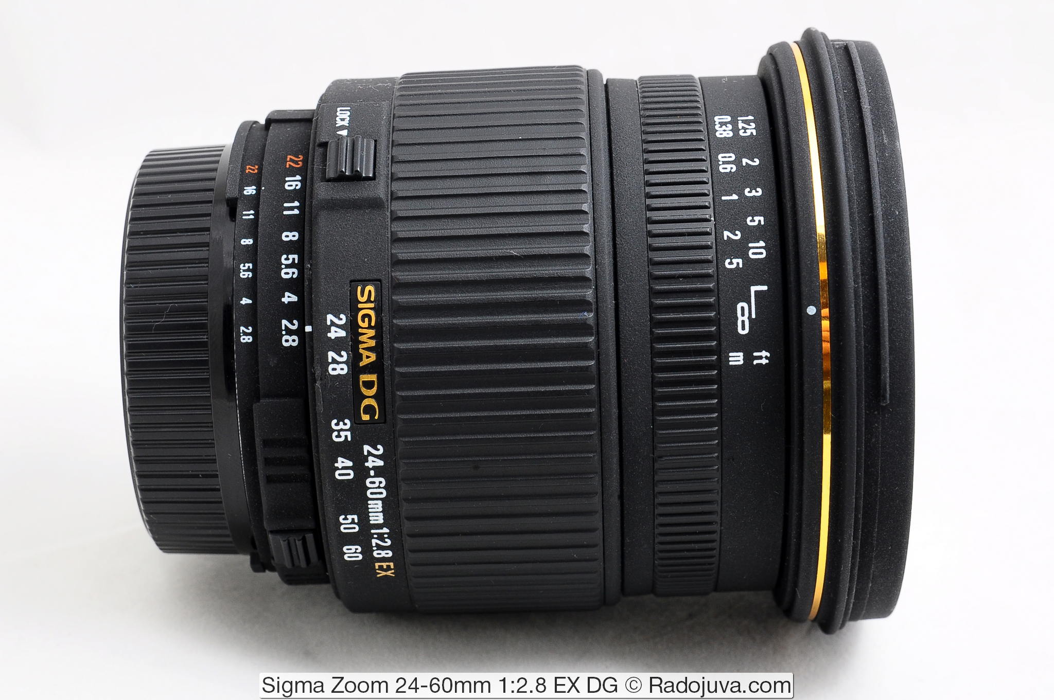 Sigma Zoom 24-60mm f/2.8 EX DG Nikon F-