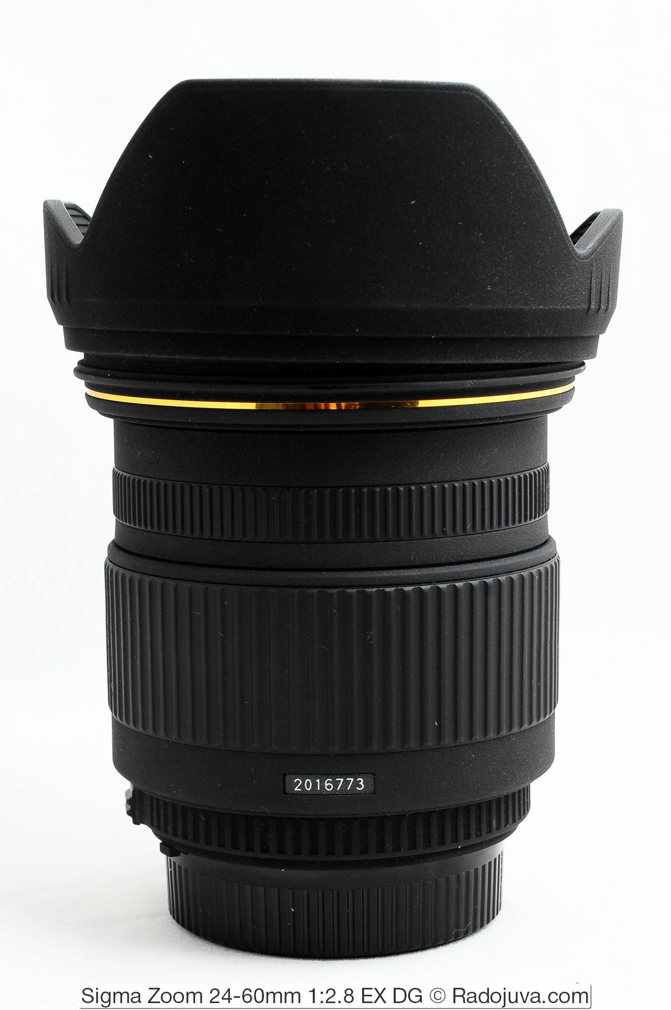 Review Sigma Zoom 24-60mm 1: 2.8 EX DG | Happy