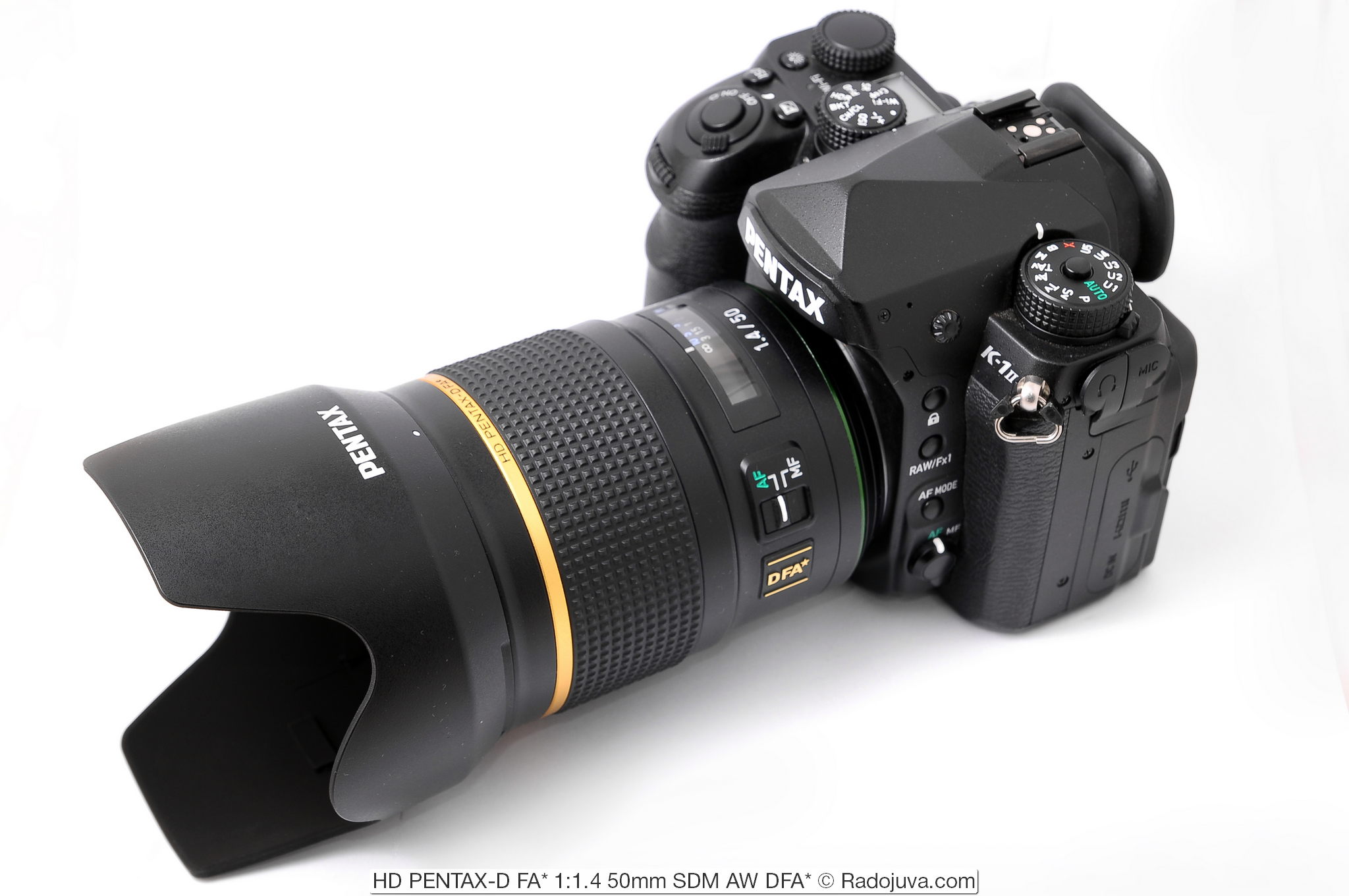 HD PENTAX-D FA * 1 at a Glance: 1.4 50mm SDM AW DFA * | Happy