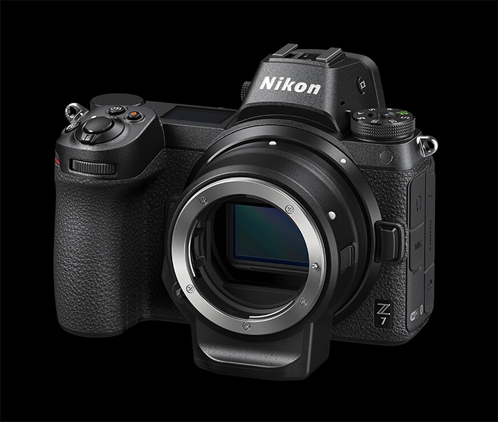 Nikon Z7 con adaptador FTZ