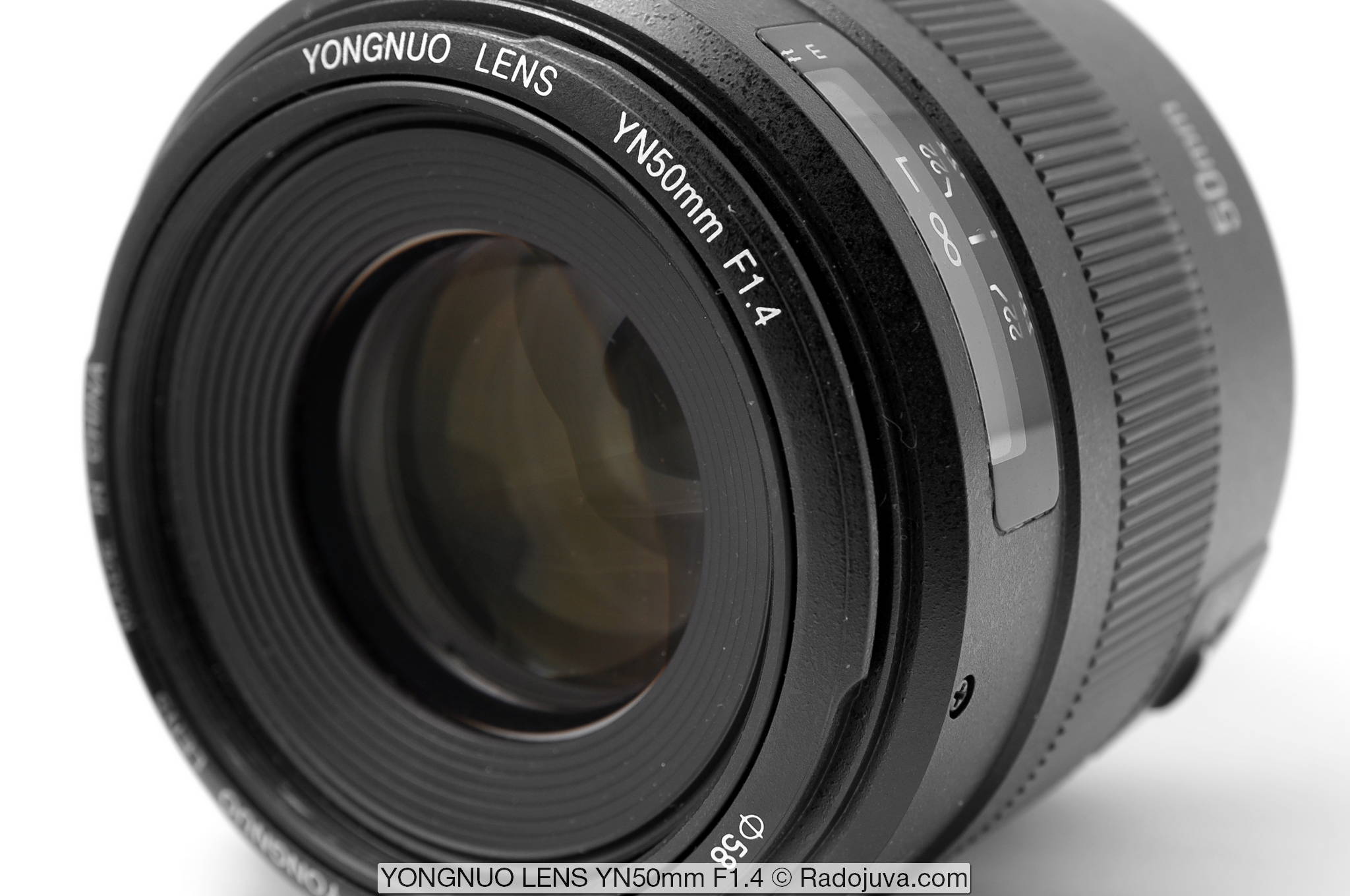 Yongnuo YN 50mm f / 1.4