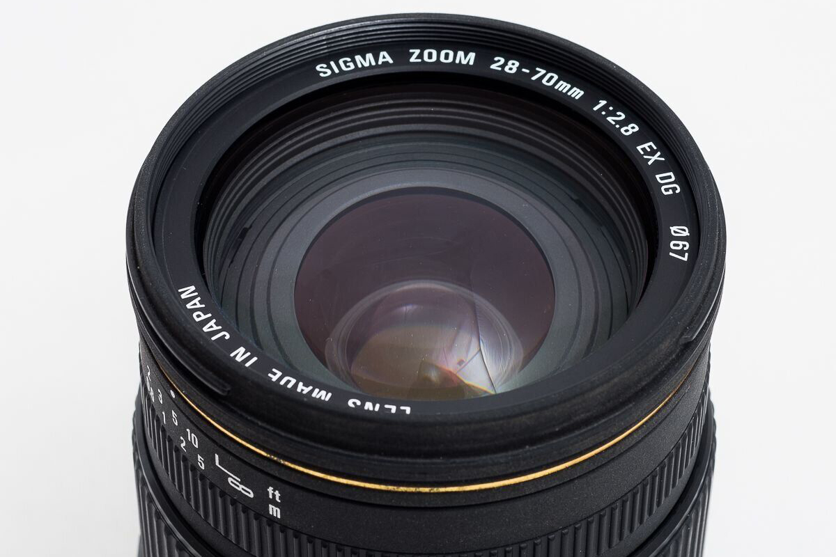 SIGMA 28-70mm f2.8 EX DG D