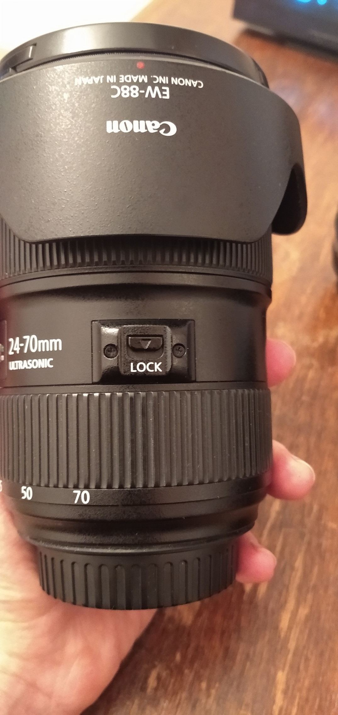 Canon Zoom Lens EF 24-70mm 1:2.8 L II USM