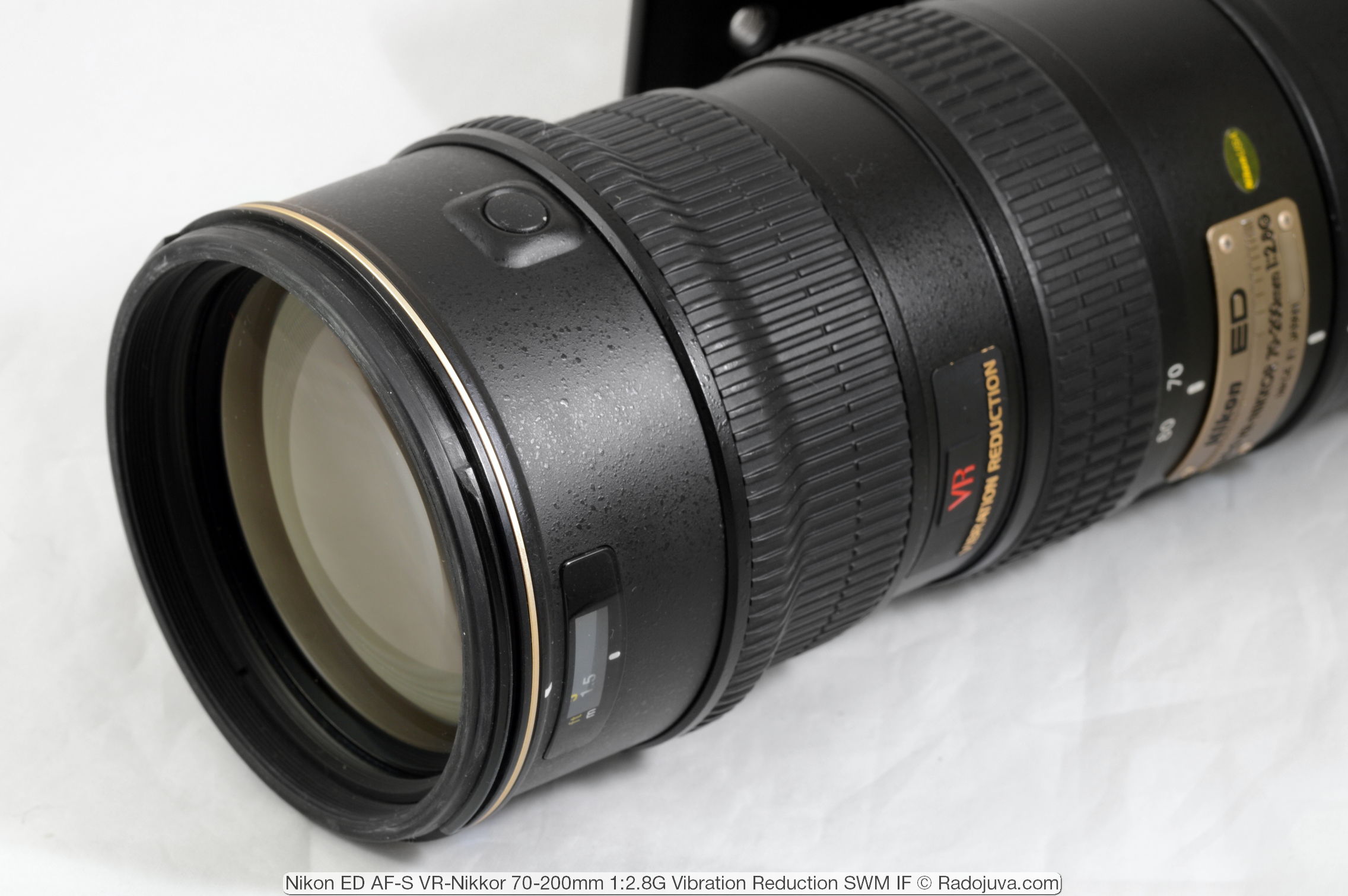 Nikon ED AF-S VR-Nikkor 70-200mm 1: 2.8G (Vibration Reduction SWM IF)