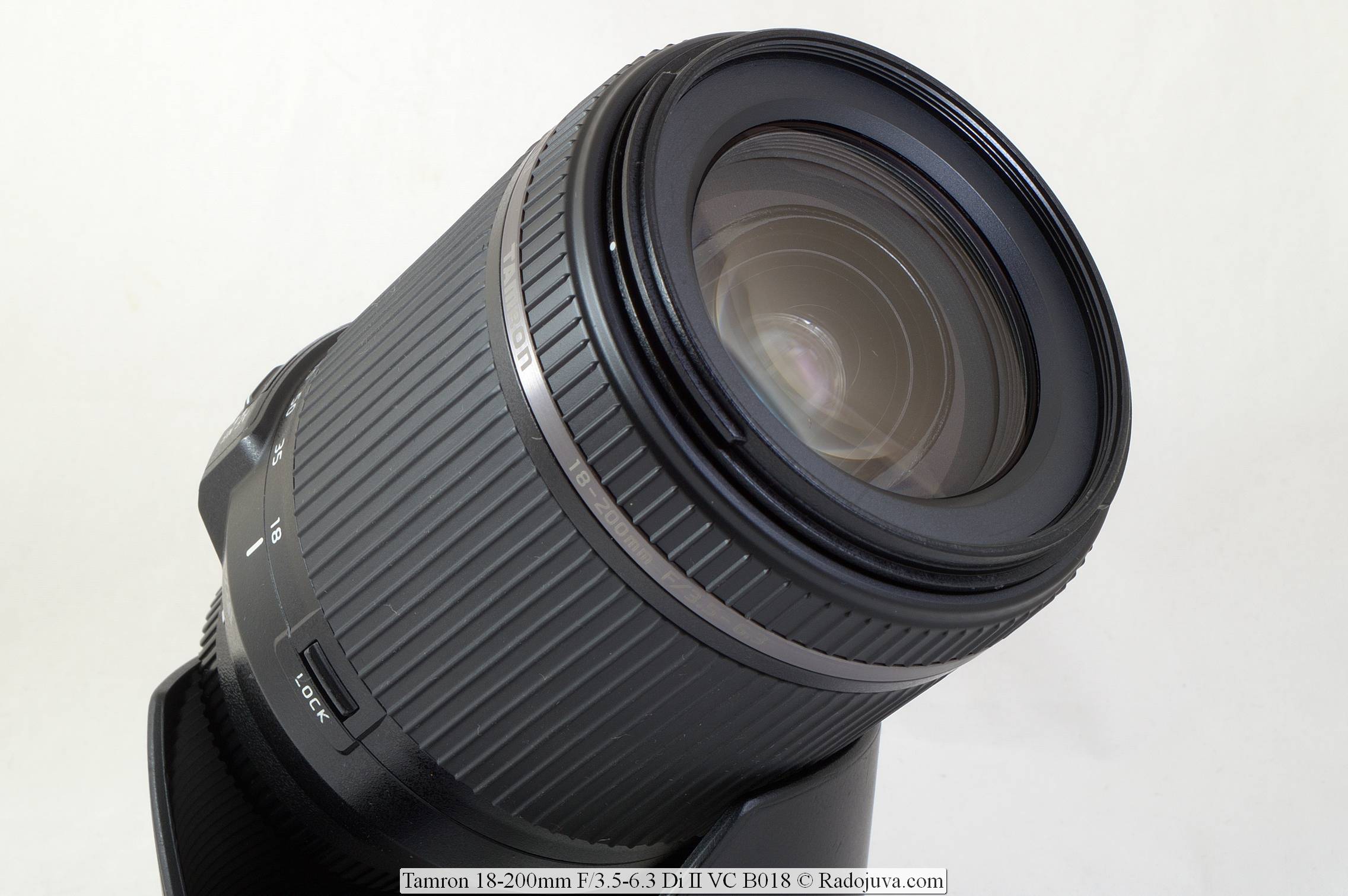 Nikon D5100 /Tamron 18-200 XR DiII-