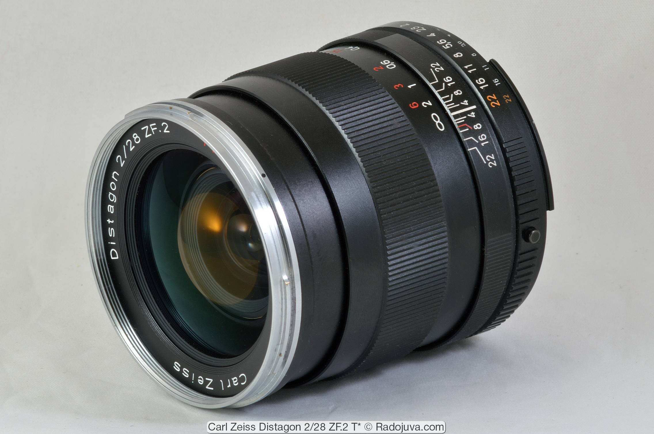 超美品 carl zeiss distagon 28mm f2 T* ZF-