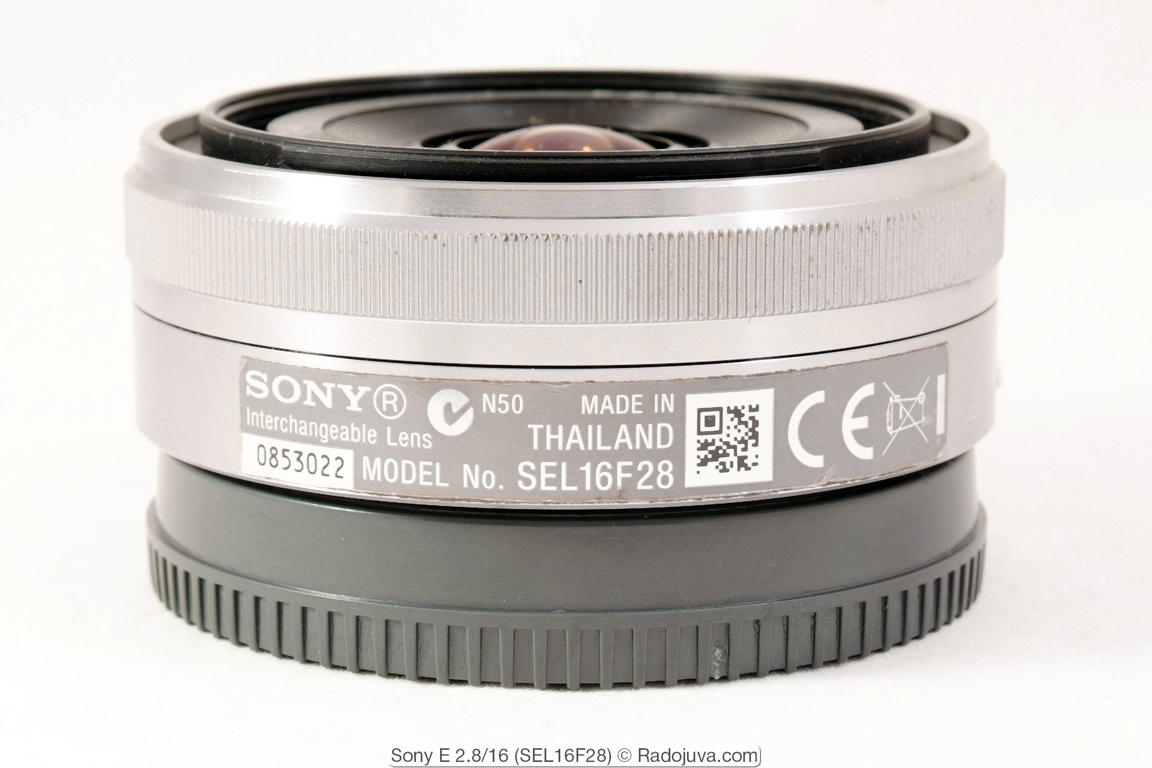 Sony 28 2.8