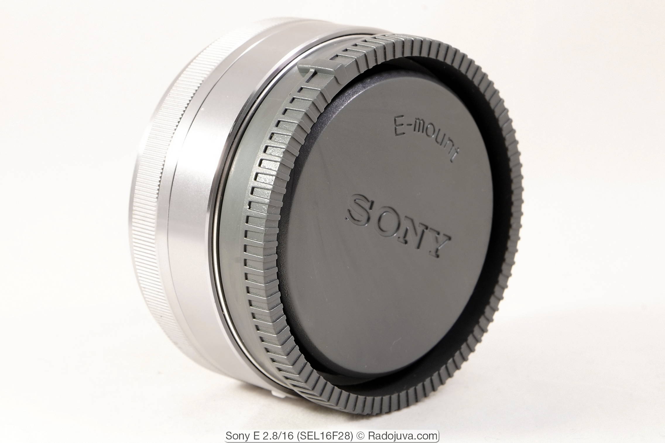 Sony E 2.8 / 16 (SEL16F28)