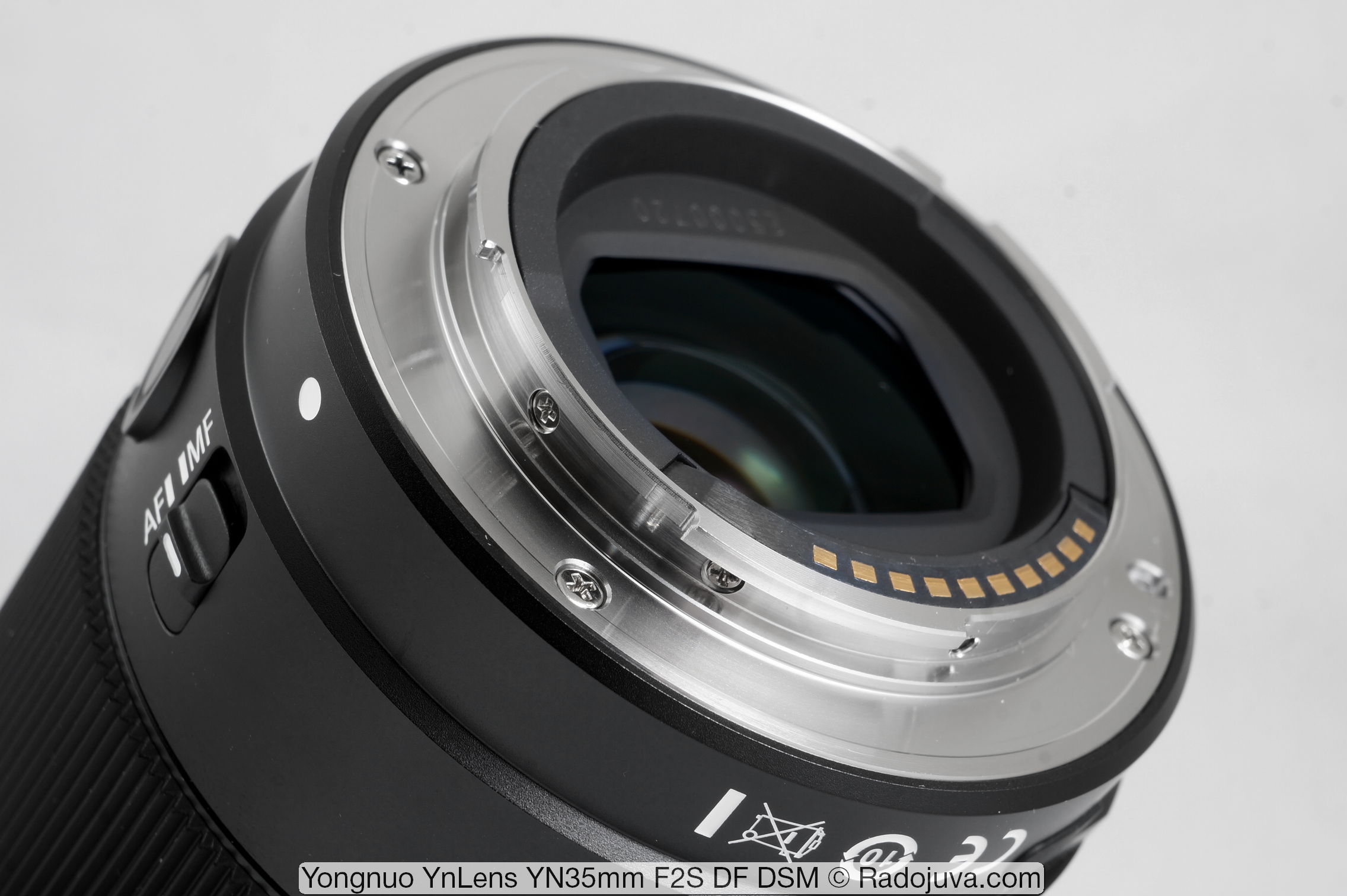 Review of Yongnuo YnLens YN 35mm F2 S DF DSM for Sony E | Radozhiva