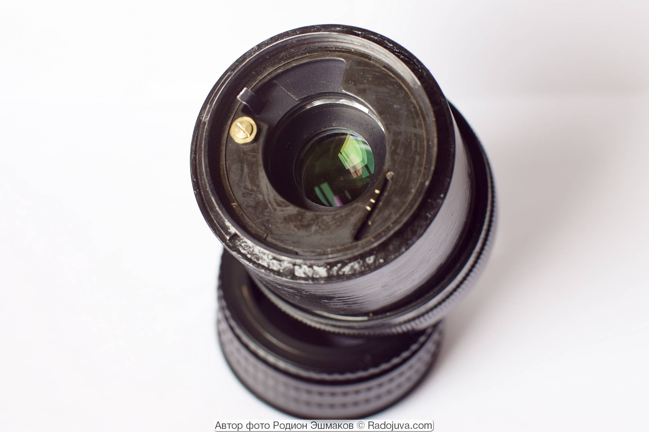 The lens after adaptation has nothing in common externally with the previous appearance.