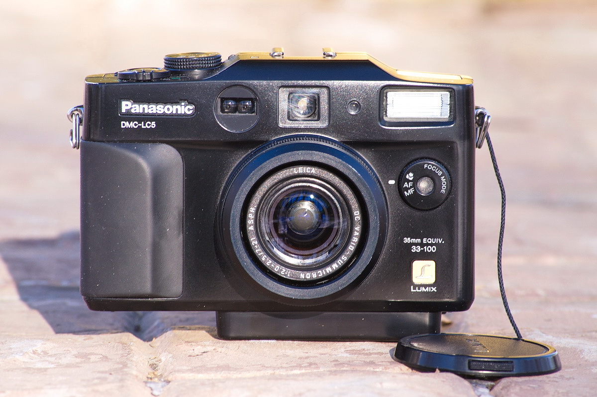 рис. 001 - Компактная фотокамера Panasonic LC5