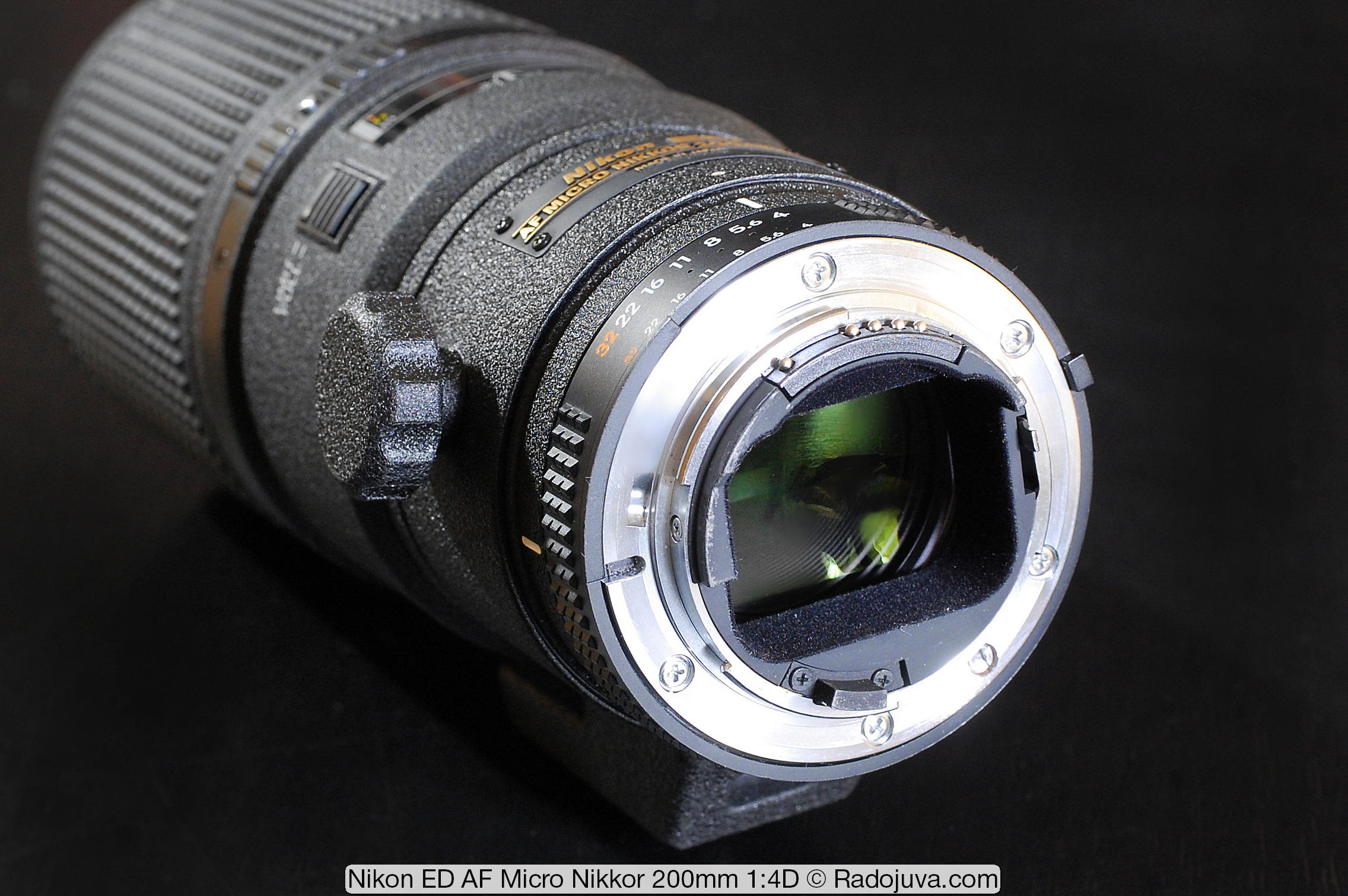 Nikon ED AF Micro Nikkor 200mm 1: 4D