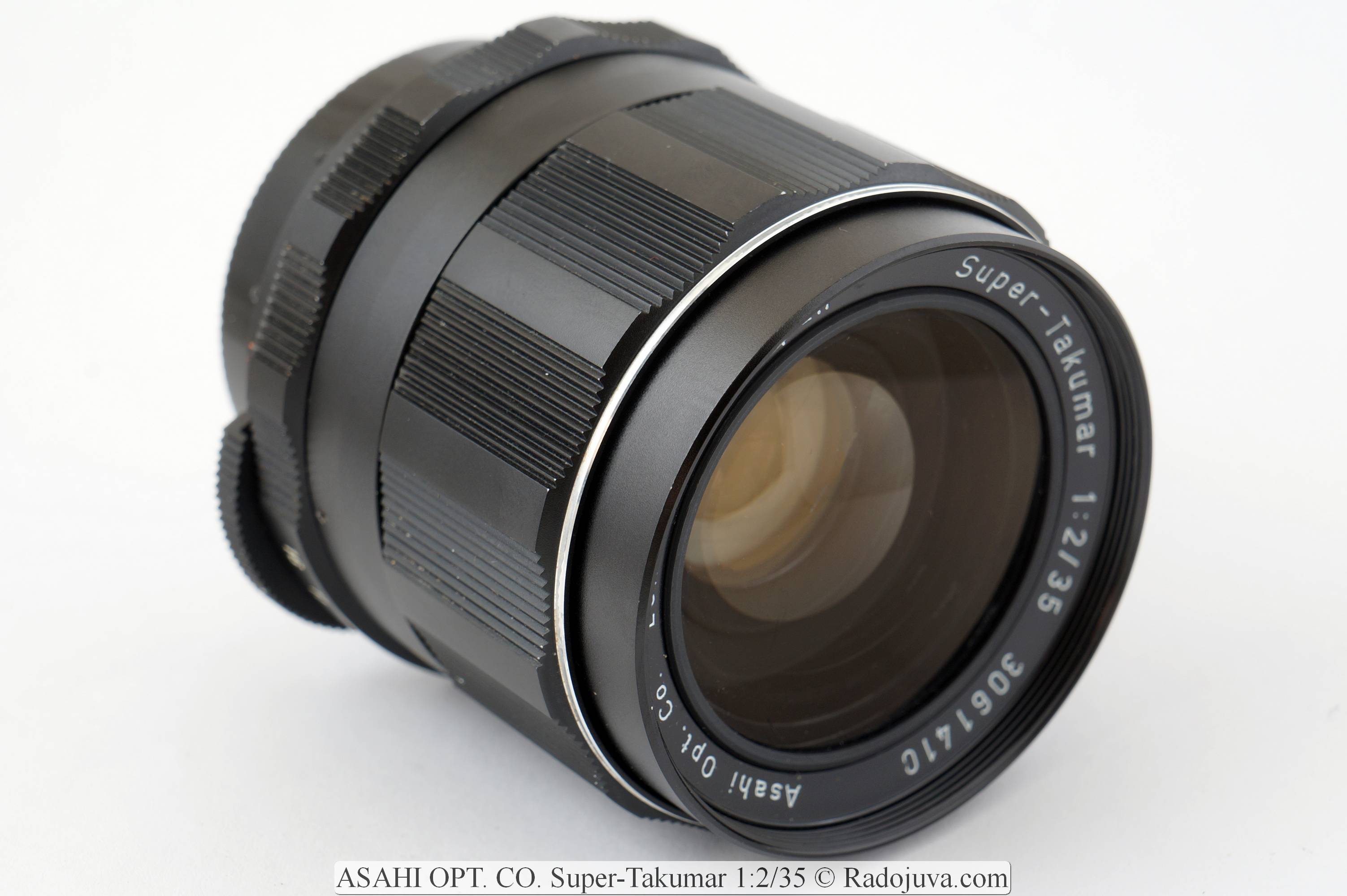 Brief overview of ASAHI OPT. Co. Super Takumar 1:2/35 | Happy