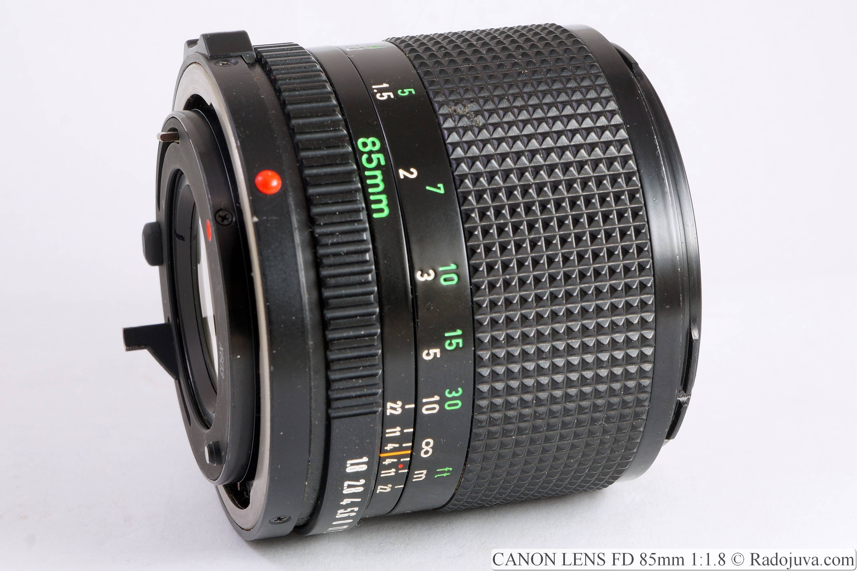 Brief review of CANON LENS FD 85mm 1:1.8 (nFD, 1979) | Happy