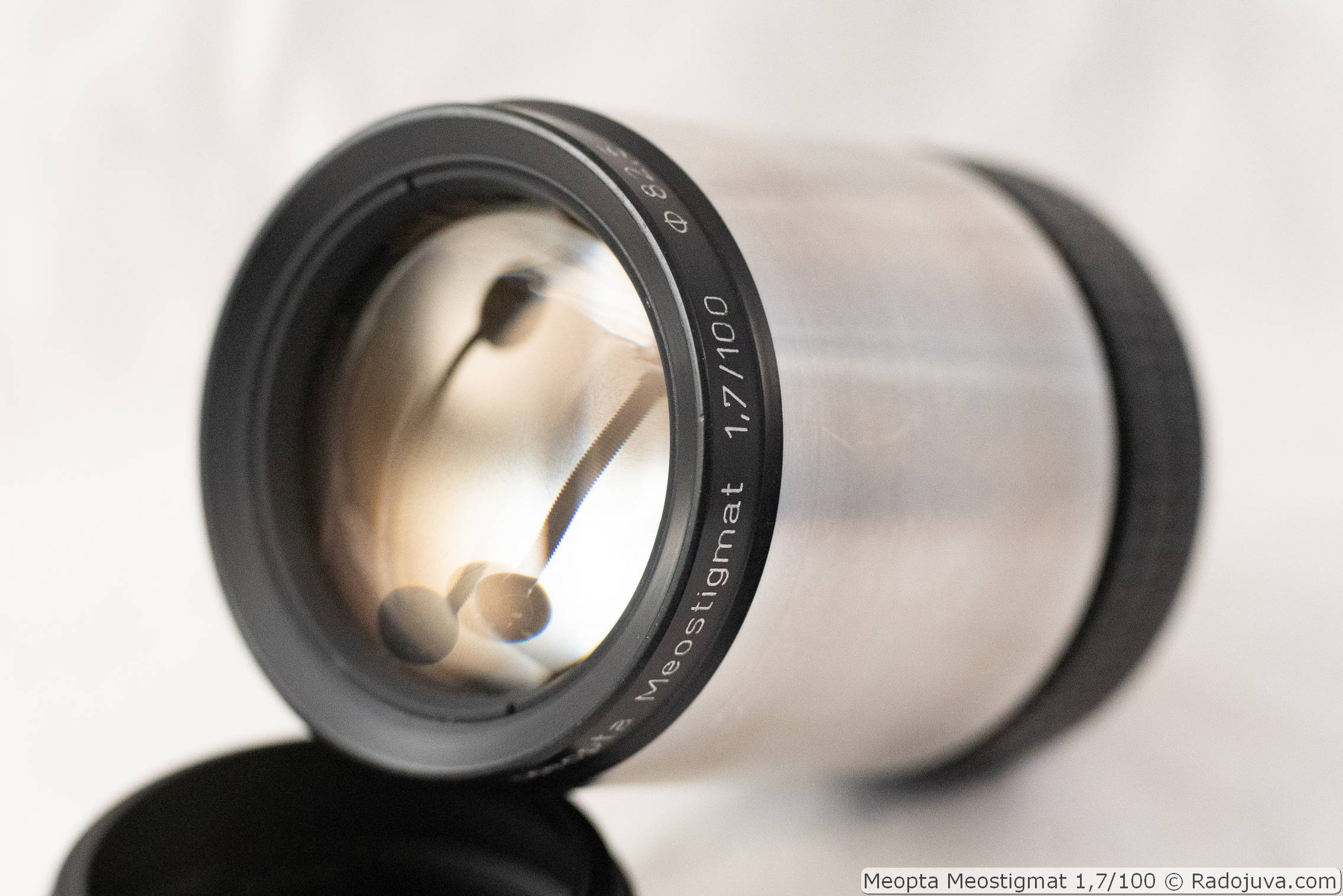 View of the lens block Meopta Meostigmat 100 / 1.7, installed in the behind-the-lens focusing mechanism.