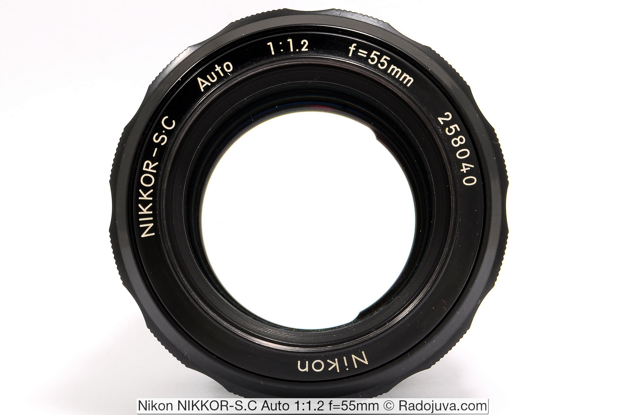 Review of Nikon NIKKOR-SC Auto 1: 1.2 f = 55mm | Happy